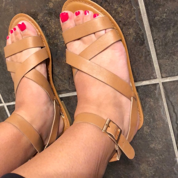 Sandals - Picture 5 of 5